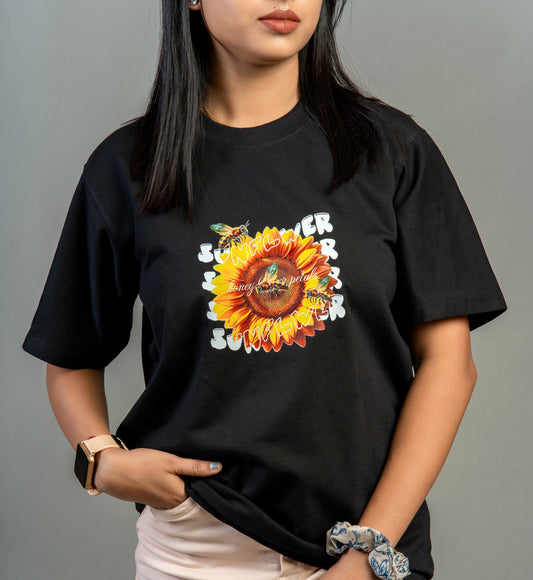 Sunflower Graphic T-Shirt | Aesthetic Women's Relaxed Fit Tee